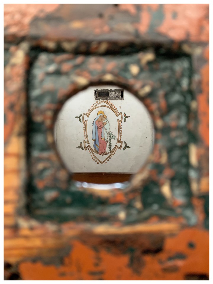 B6106417-F420-40A7-BD10-9A485A16AB26